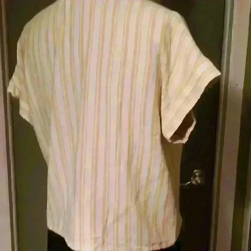 Cloth and stone Stripped top sz medium - Picture 2 of 2